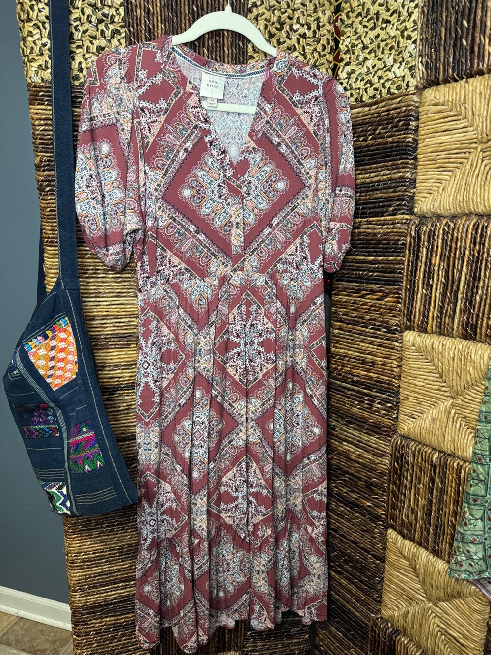 Knox Rose Mauve Paisley Print Maxi Dress